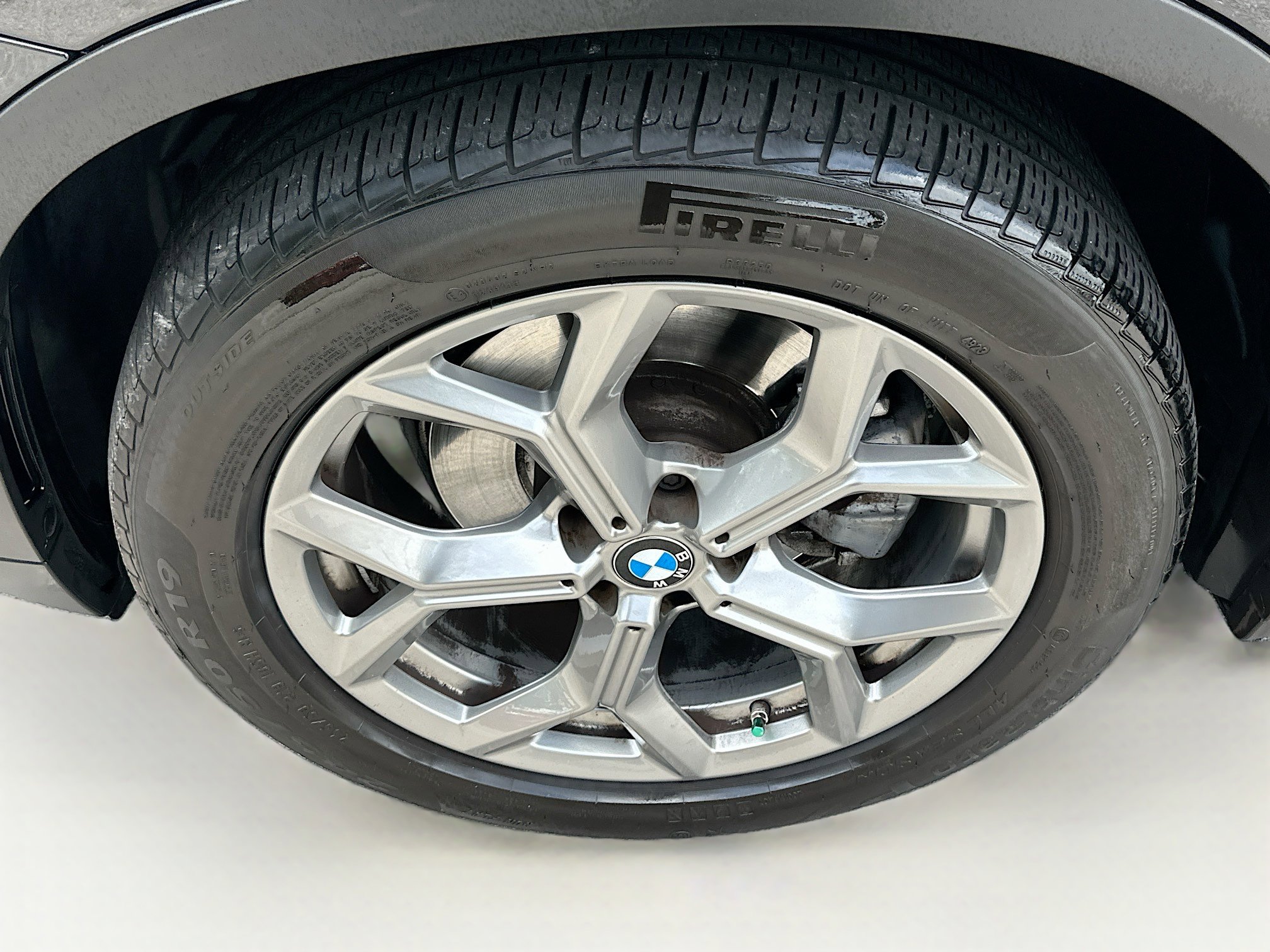 Certified 2024 BMW X3 sDrive30i w/ Convenience Package RWD image 33