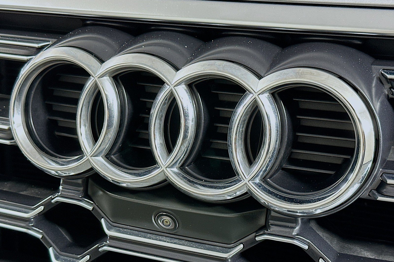 Used 2023 Audi SQ5 Premium Plus w/ Premium Plus Package AWD/4WD image 15
