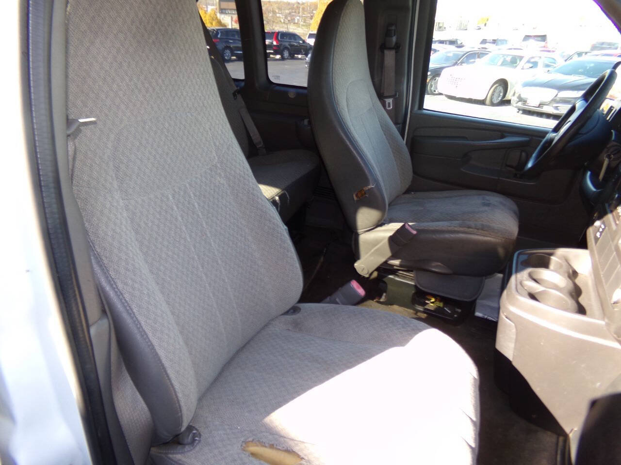 Used 2012 Chevrolet Express 3500 LT w/ LT Preferred Equipment Group RWD image 16