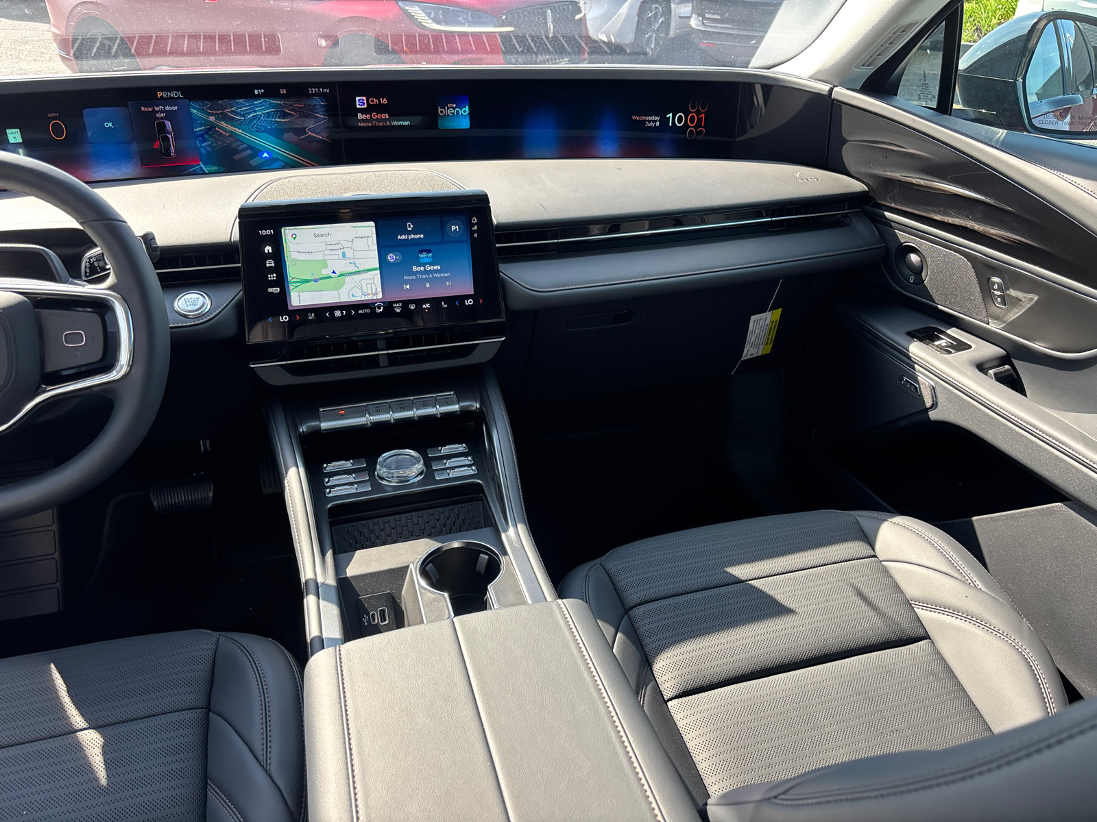New 2026 Lincoln Nautilus Reserve AWD/4WD image 32