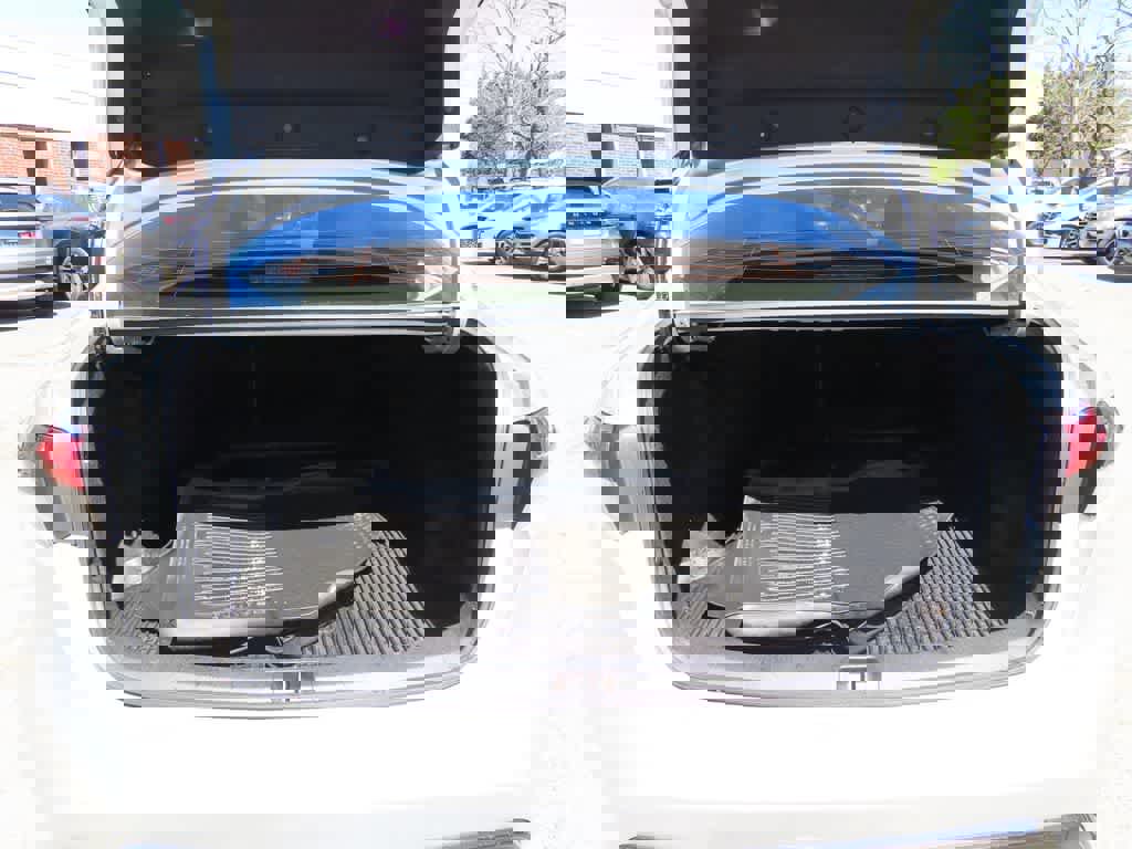 Used 2024 Toyota Corolla SE image 11