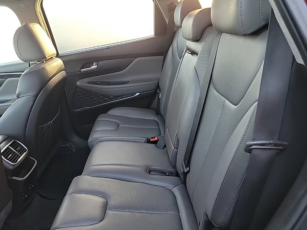 Used 2019 Hyundai Santa Fe Limited AWD/4WD image 13