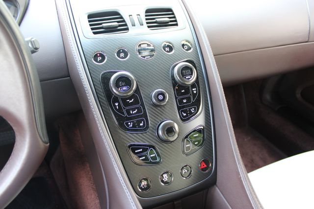 Used 2014 Aston Martin Vanquish Coupe RWD image 14