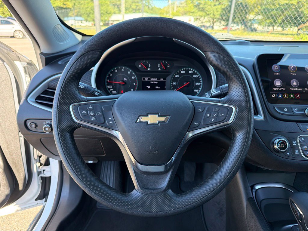 Used 2025 Chevrolet Malibu LT FWD image 15