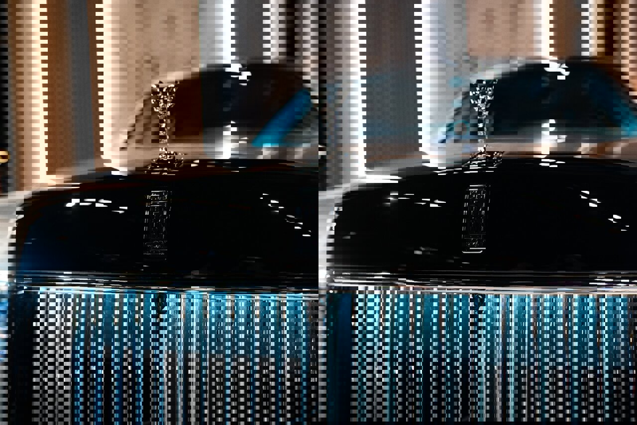 Used 2025 Rolls-Royce Phantom Sedan image 32