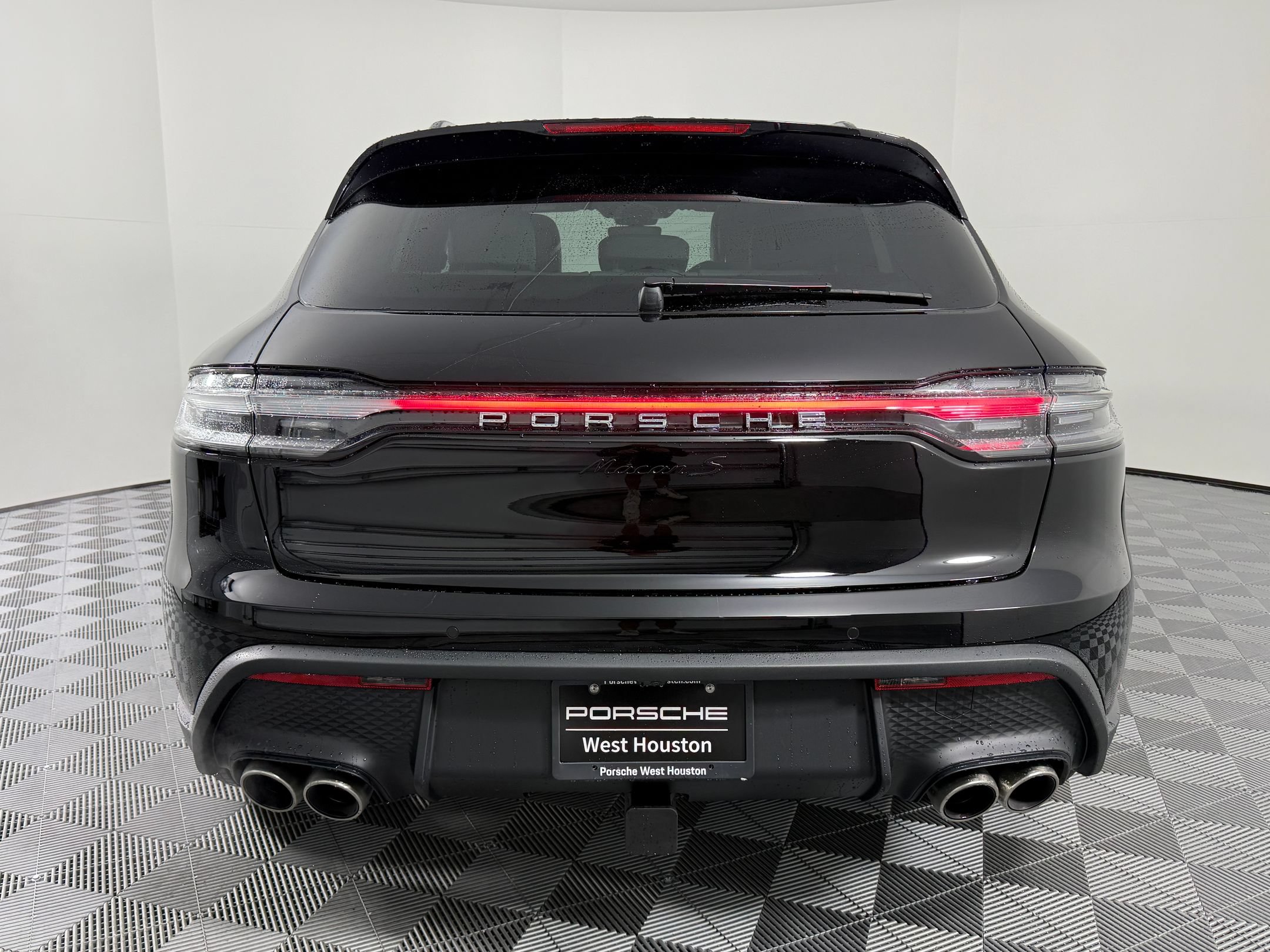 Used 2026 Porsche Macan S AWD/4WD image 10