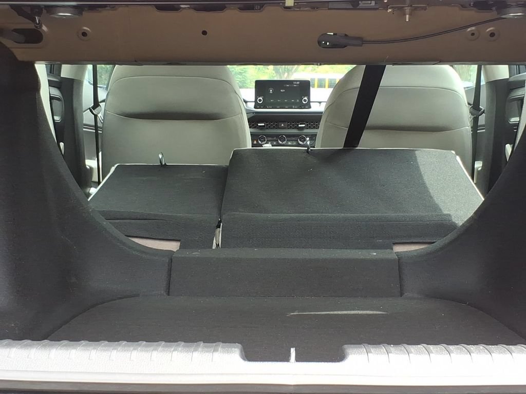 Used 2025 Honda Accord SE image 21