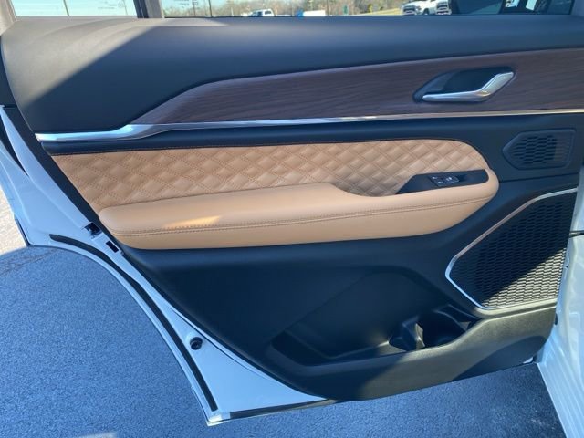 New 2025 Jeep Grand Cherokee L Summit image 36