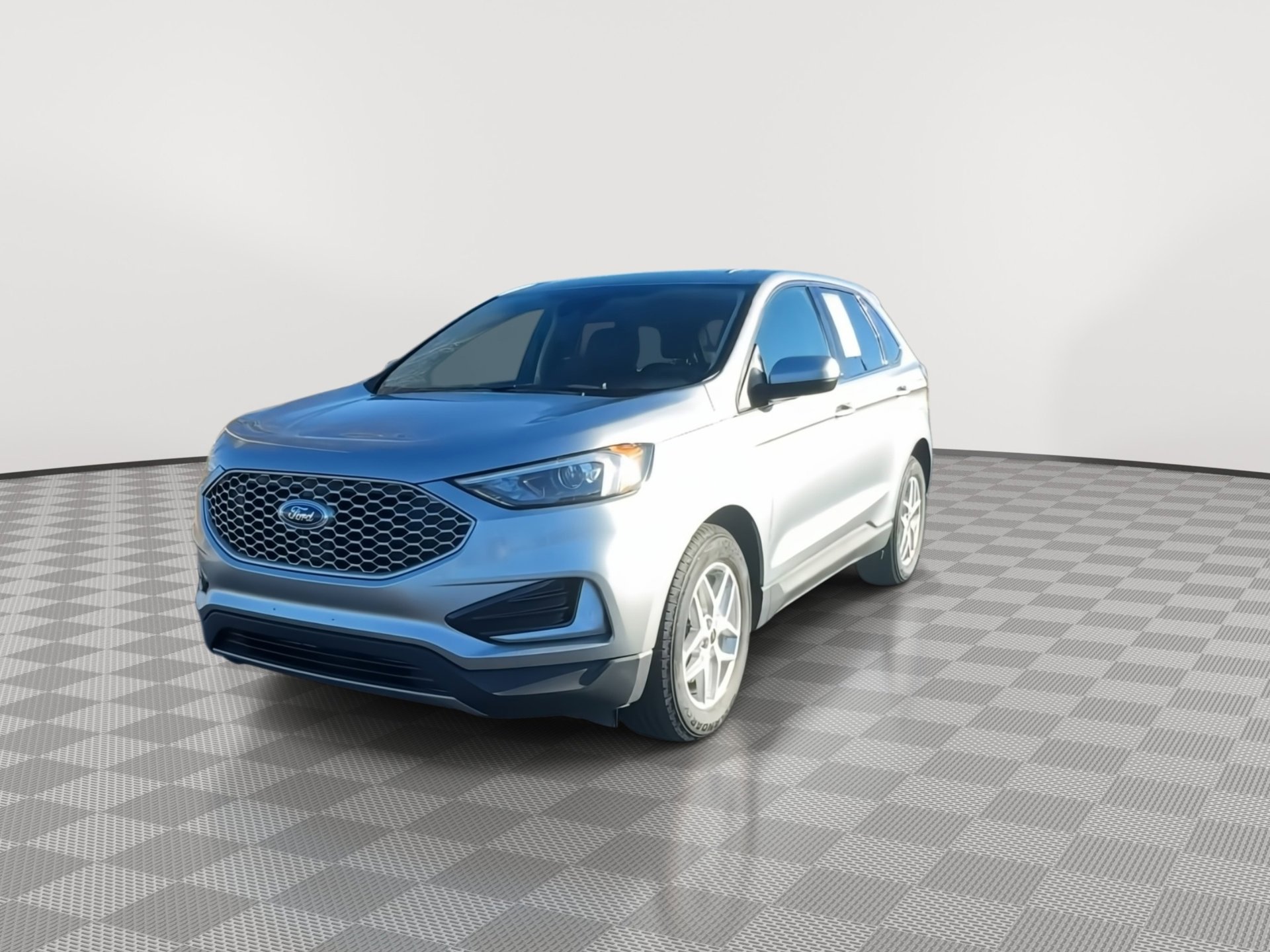 Used 2024 Ford Edge SEL image 3