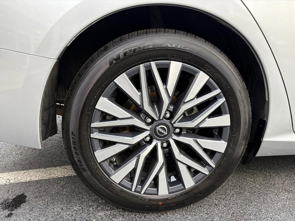 Used 2023 Nissan Altima 2.5 SV image 27