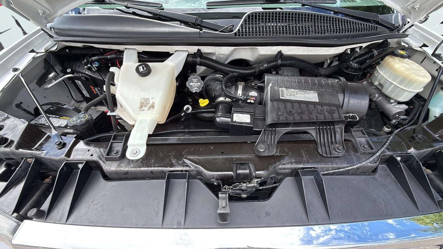 Used 2014 GMC Savana 2500 RWD image 17