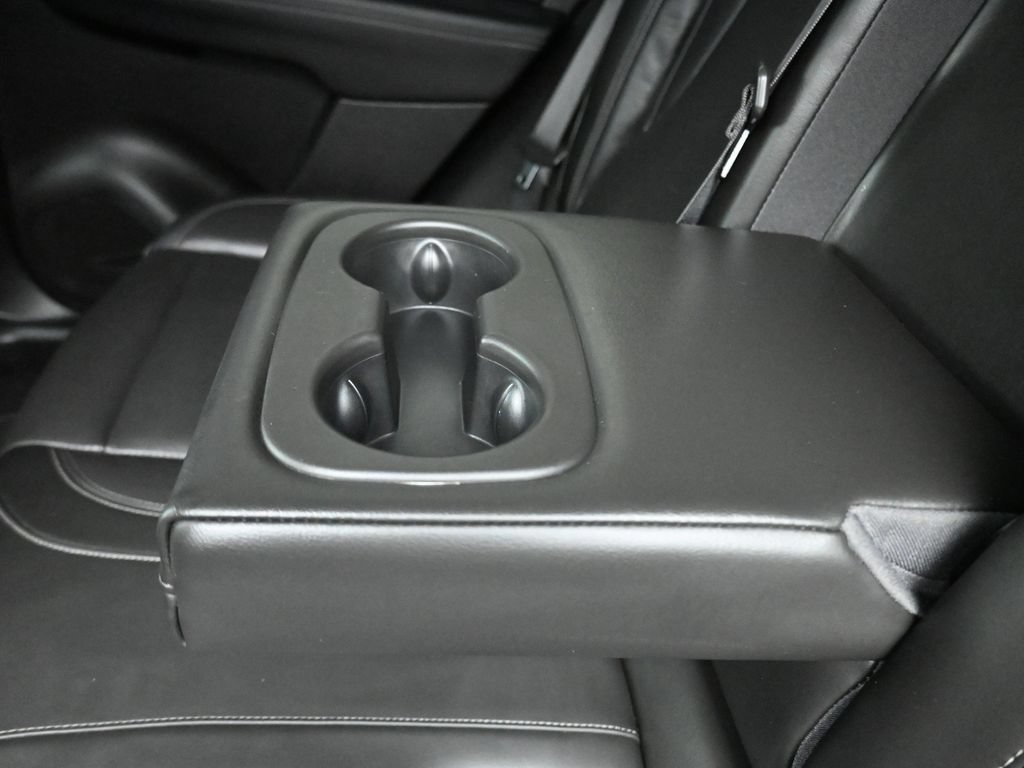 Used 2021 Buick Envision Essence AWD/4WD image 32