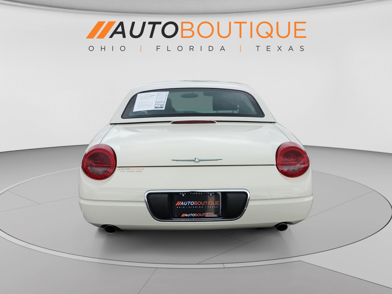 Used 2003 Ford Thunderbird RWD image 4