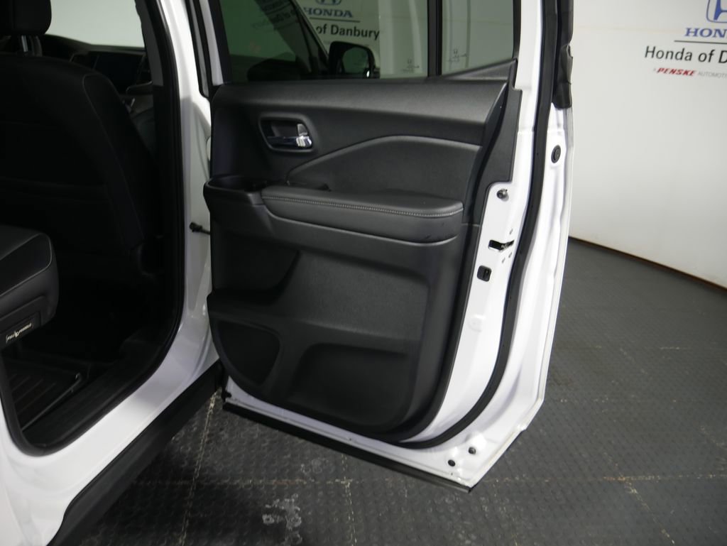 Certified 2023 Honda Ridgeline RTL image 6