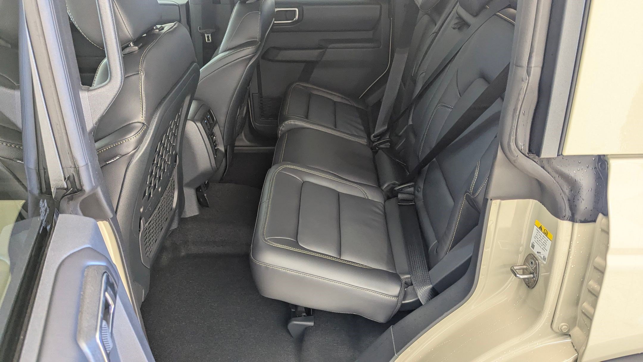 New 2025 Ford Bronco Badlands image 13