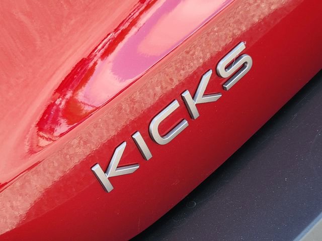 Used 2026 Nissan Kicks SV image 8