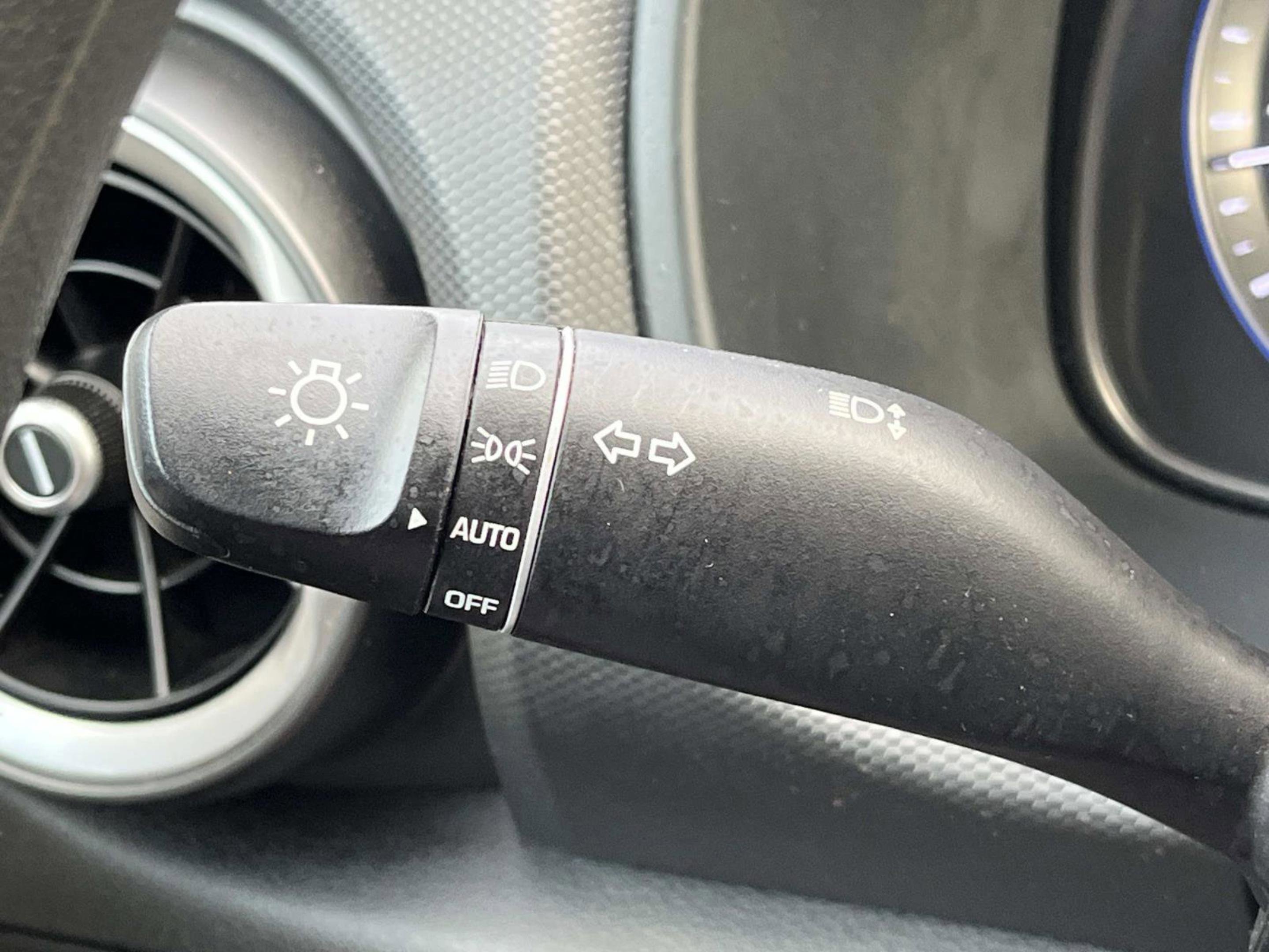 Used 2023 Hyundai Kona SEL image 36