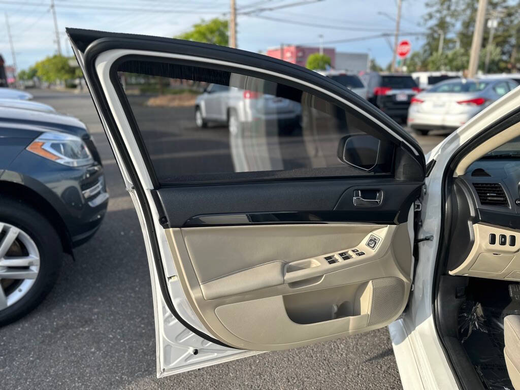 Used 2016 Mitsubishi Lancer ES FWD image 11