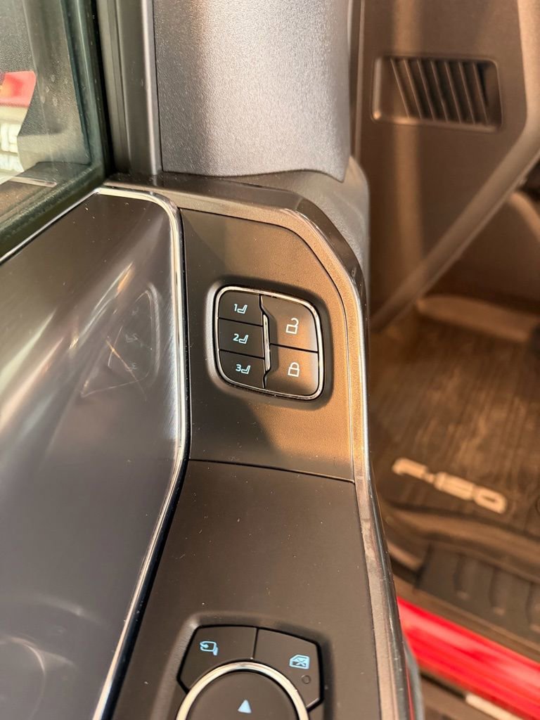 Used 2021 Ford F150 Lariat w/ Equipment Group 502A High image 11