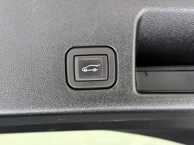 Used 2024 Chevrolet Equinox EV LT AWD/4WD image 5