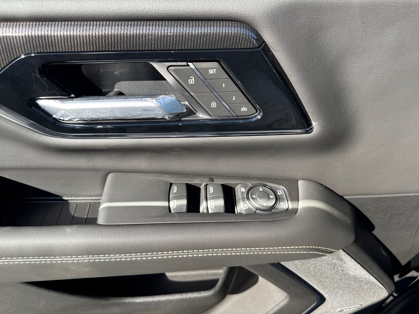 New 2026 GMC Yukon Elevation RWD image 32