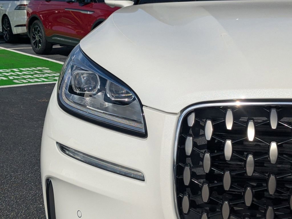 New 2026 Lincoln Corsair Grand Touring image 10