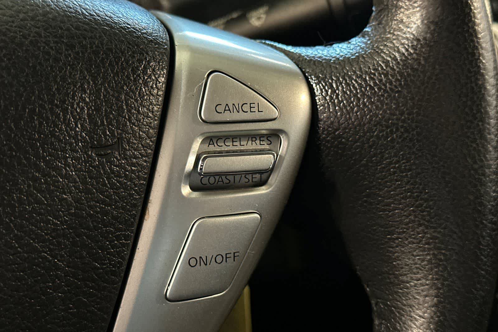 Used 2016 Nissan Versa Note SV FWD image 28