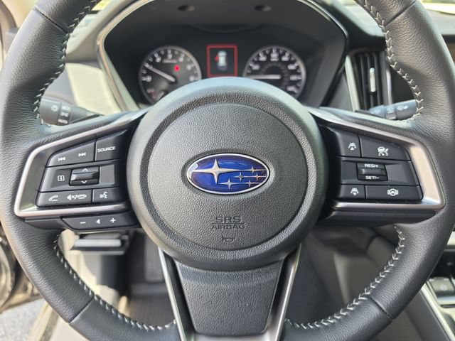 Used 2025 Subaru Outback Premium w/ Popular Package #1A AWD/4WD image 32