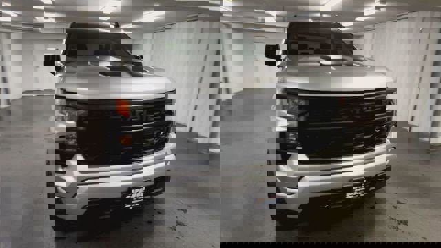 Used 2022 Chevrolet Silverado 1500 Custom w/ Rally Edition image 3