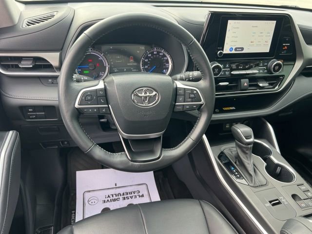 Used 2023 Toyota Highlander XLE image 40