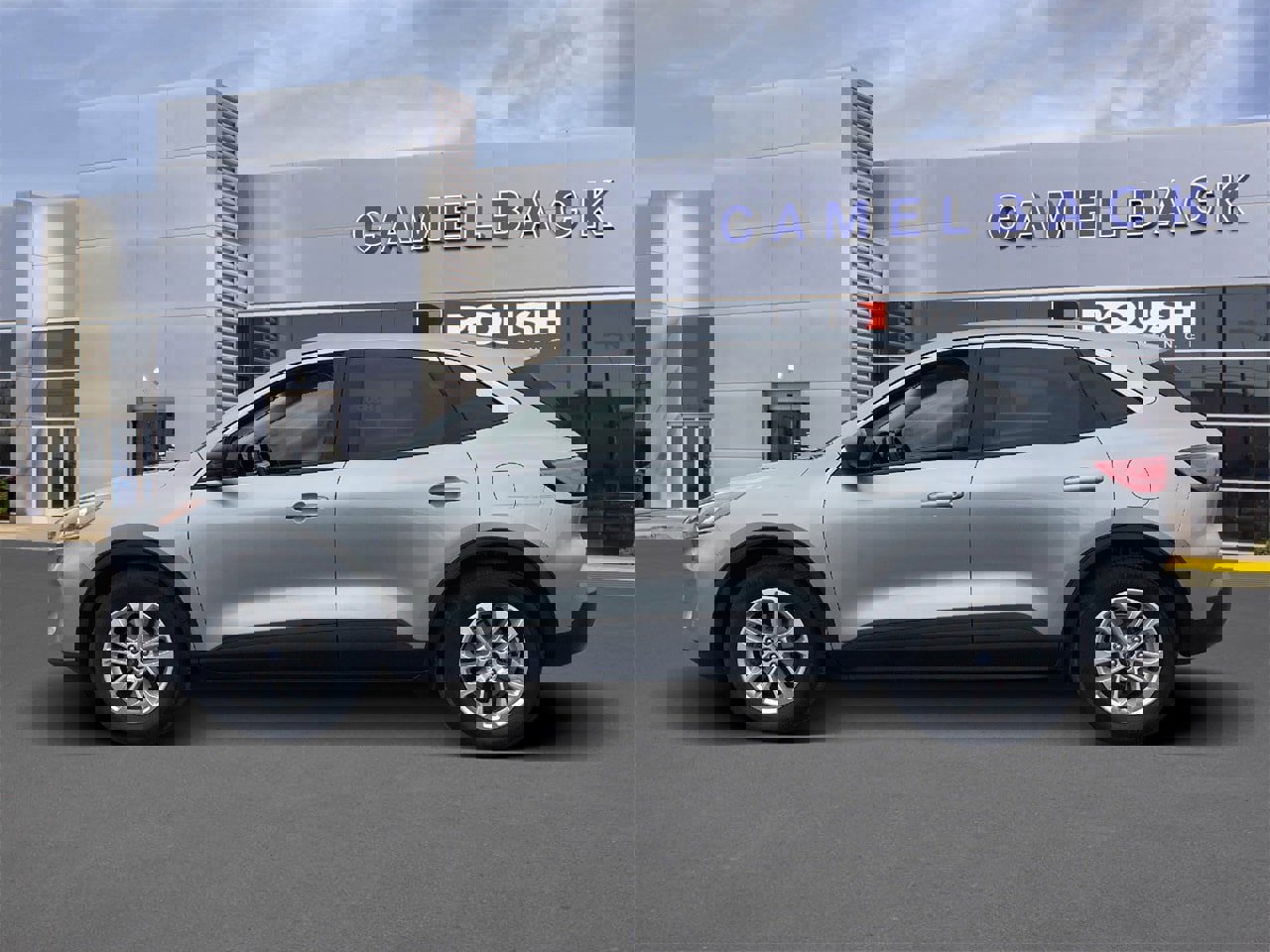 Used 2022 Ford Escape SE image 2