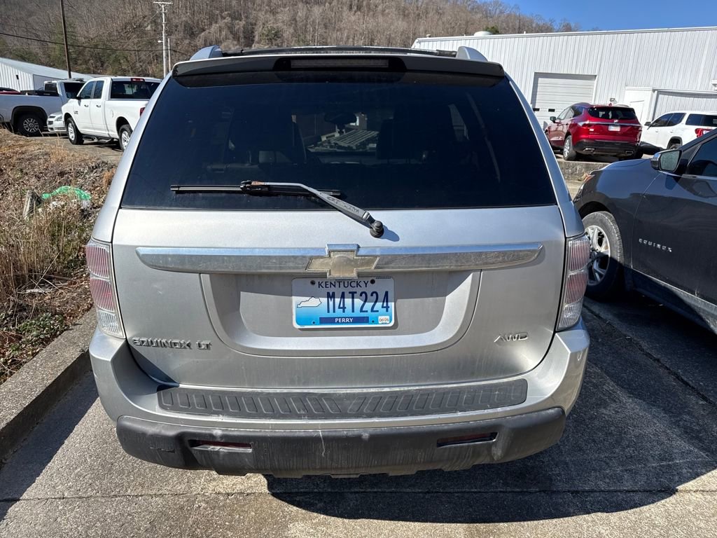 Used 2005 Chevrolet Equinox LT w/ Preferred Equipment Group AWD/4WD image 5