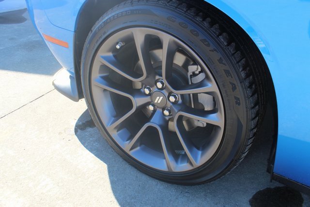 Used 2023 Dodge Challenger R/T w/ T/A Package image 3