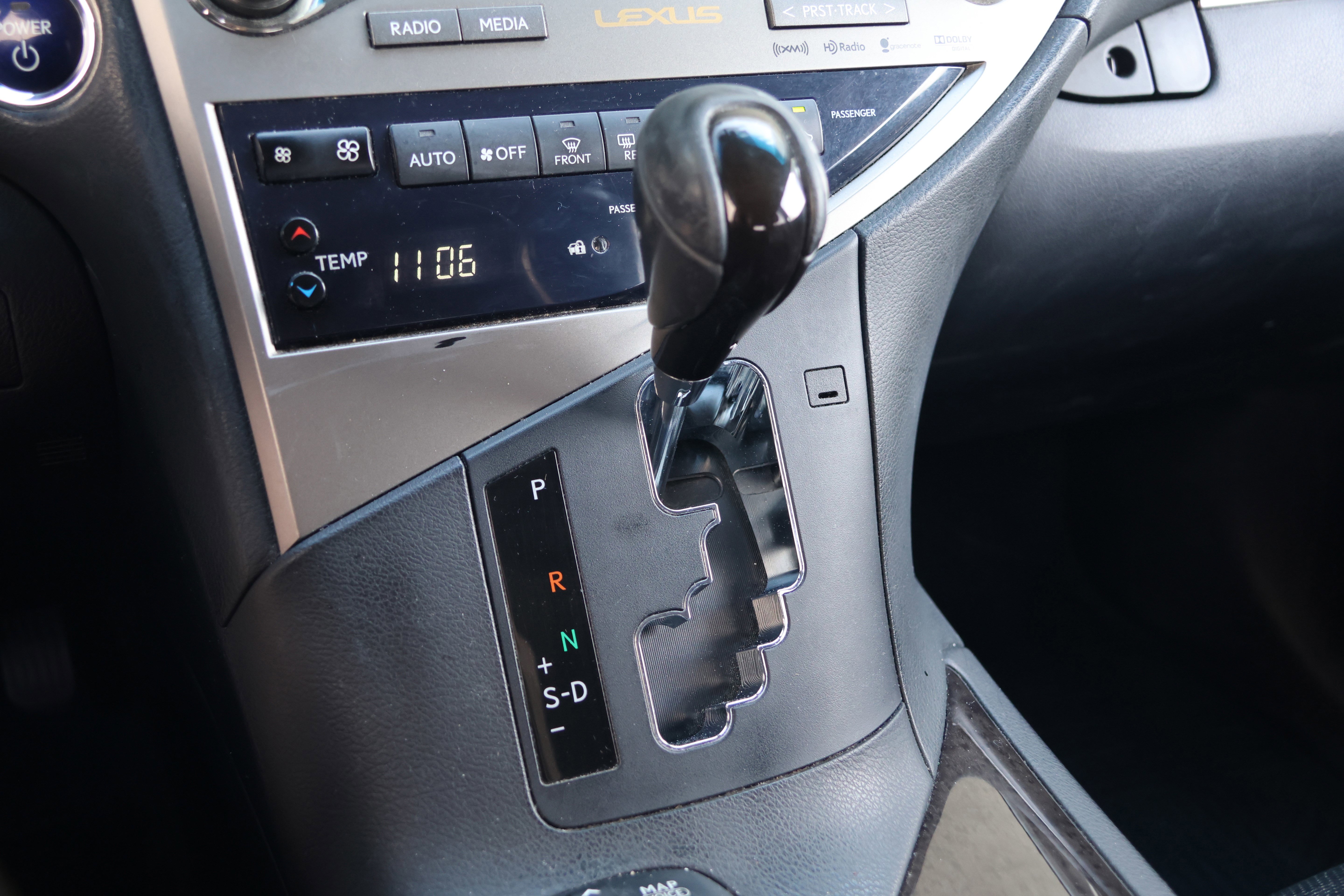 Used 2013 Lexus RX 450h AWD w/ Navigation Pkg image 27