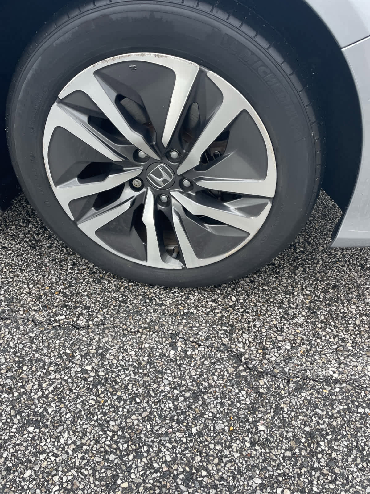 Used 2019 Honda Accord EX-L image 10