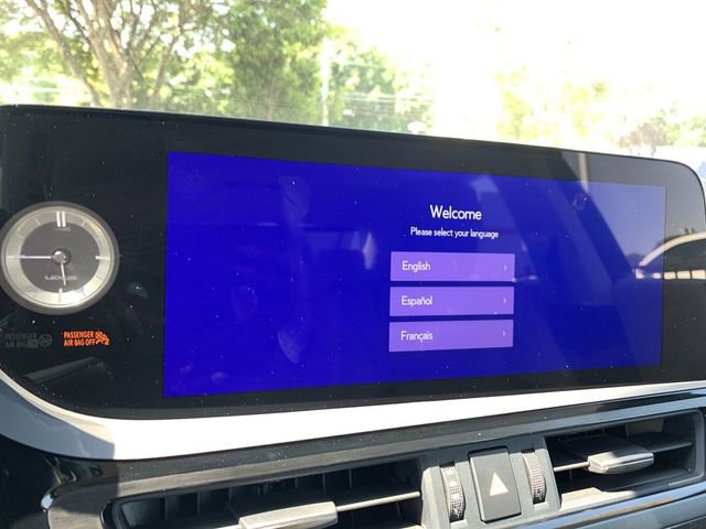 Used 2025 Lexus ES 350 w/ Premium Package FWD image 21