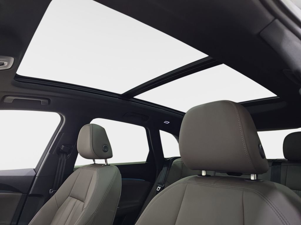Certified 2025 Audi Q5 Premium w/ Convenience Package image 30