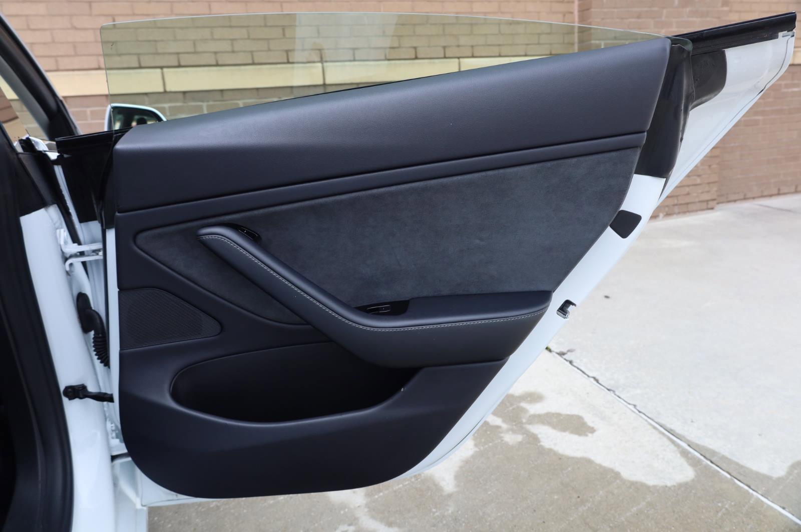 Used 2019 Tesla Model 3 Long Range AWD/4WD image 21