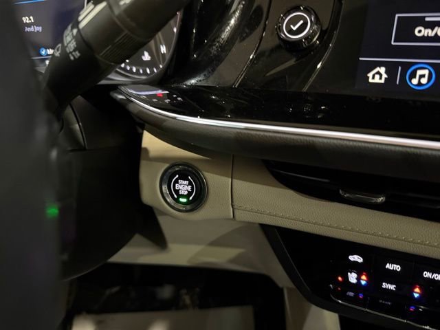 Used 2021 Buick Envision Avenir w/ Technology Package II AWD/4WD image 18