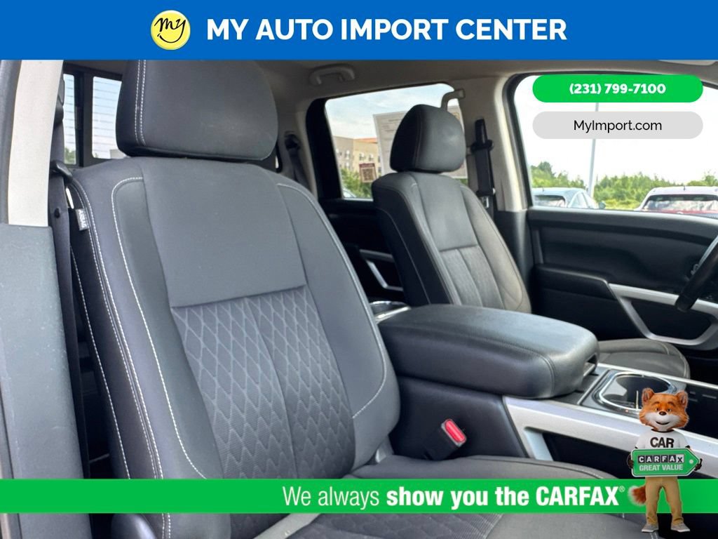 Used 2018 Nissan Titan SV w/ SV Convenience Package AWD/4WD image 27
