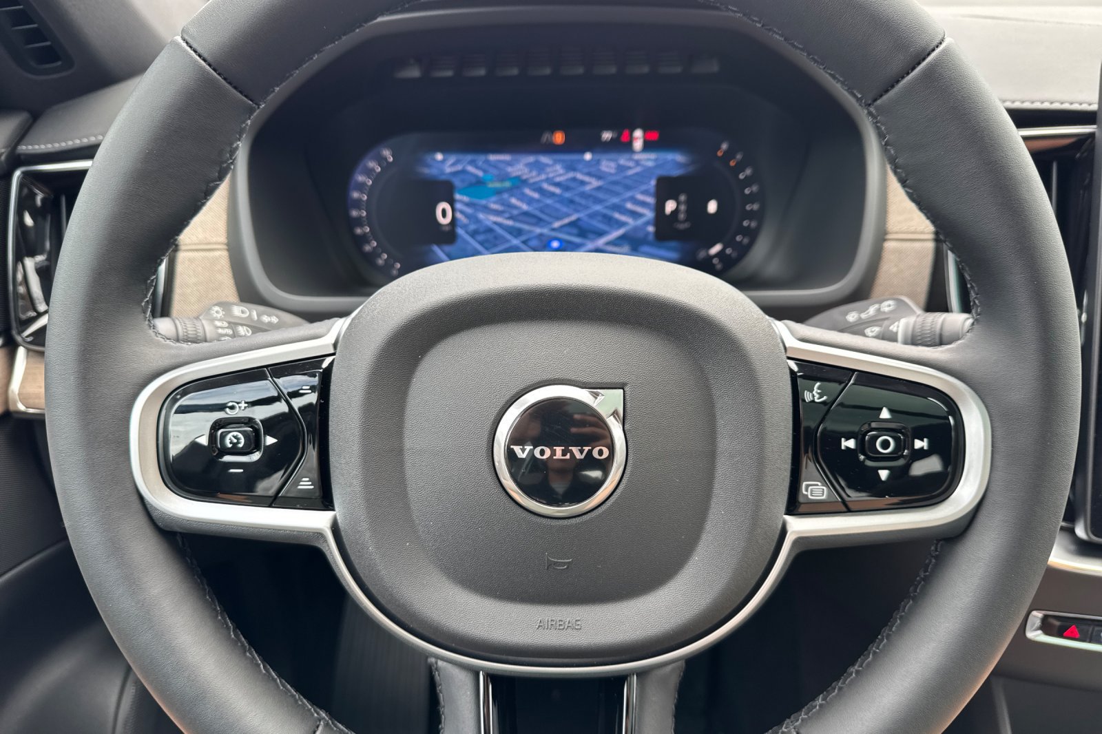 New 2026 Volvo XC90 B5 Plus w/ Protection Package AWD/4WD image 24
