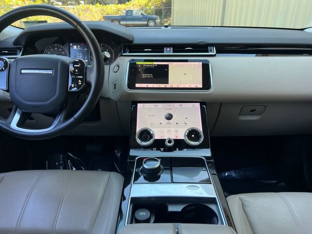 Used 2018 Land Rover Range Rover Velar S image 17
