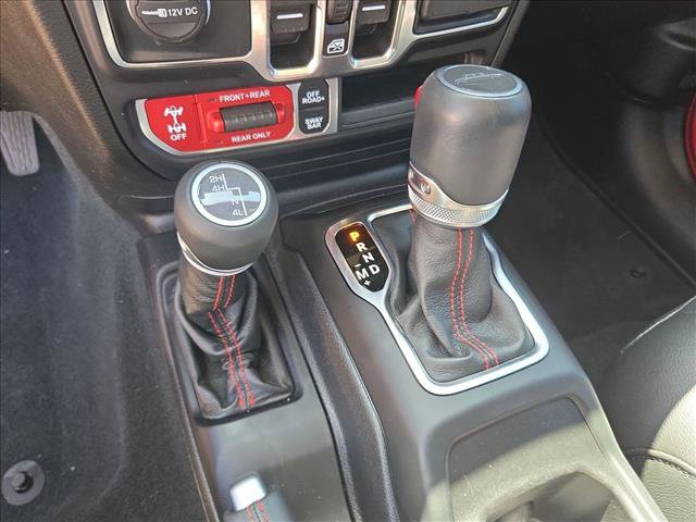 Used 2022 Jeep Gladiator Rubicon AWD/4WD image 12