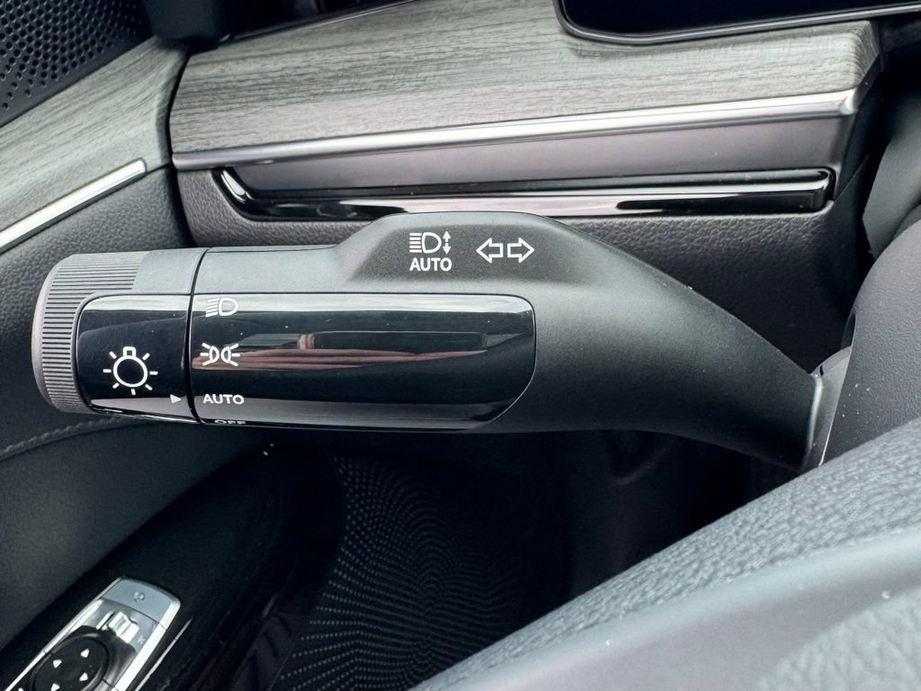 New 2025 Kia K5 EX image 17