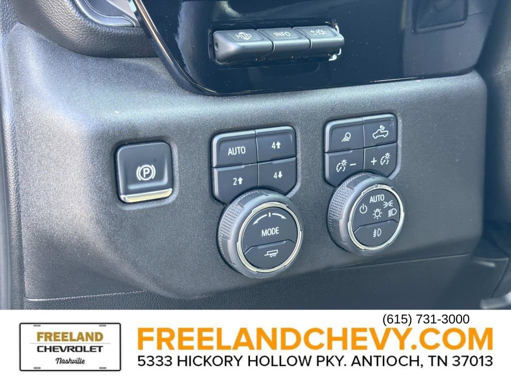 Used 2025 Chevrolet Silverado 2500 LTZ w/ LTZ Plus Package image 29