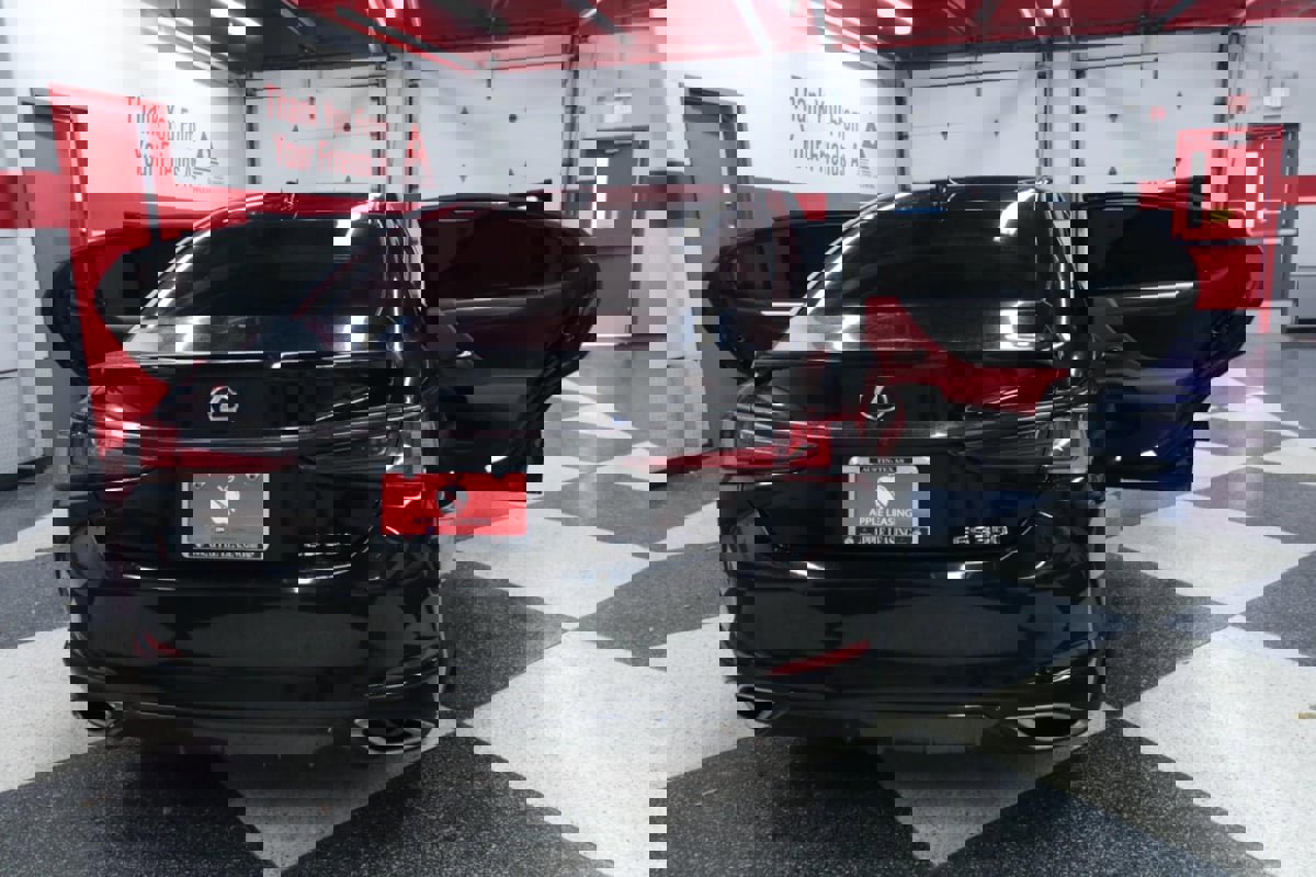 Used 2022 Lexus ES 350 F Sport w/ Accessory Package 2 image 32