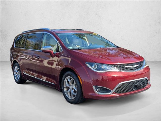Used 2018 Chrysler Pacifica Limited w/ Advanced Safetytec Group FWD image 3