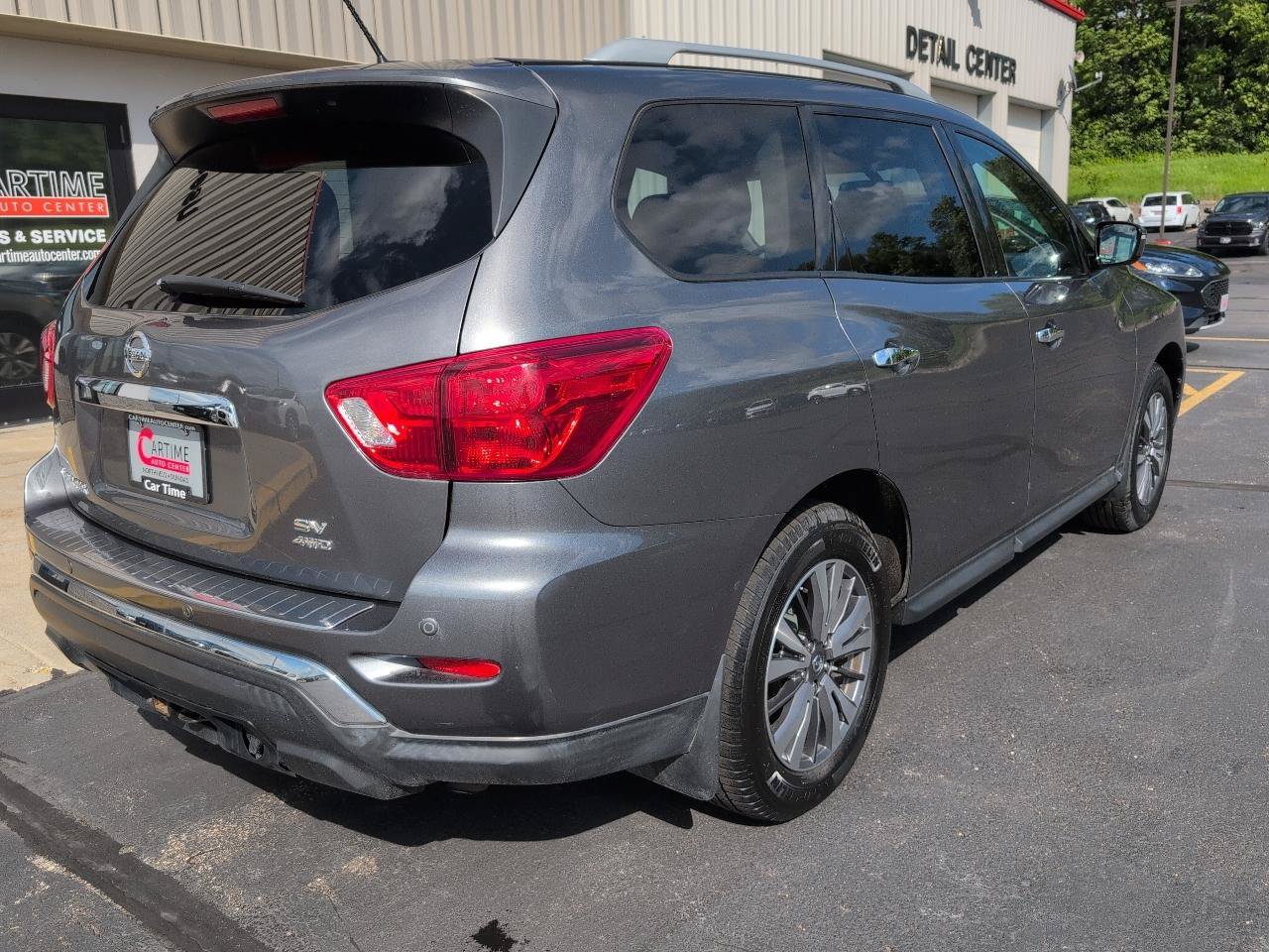Used 2017 Nissan Pathfinder SV w/ Trailer Tow Package AWD/4WD image 8