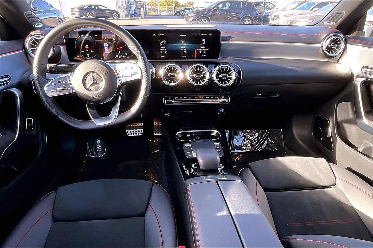 Used 2023 Mercedes-Benz CLA 250 image 12