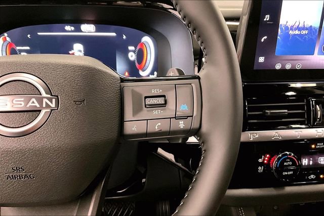 New 2026 Nissan Pathfinder Platinum image 23